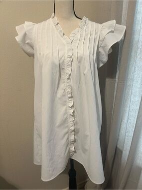 White Ruffle V-Neck Shift Dress with Pockets | Size Small